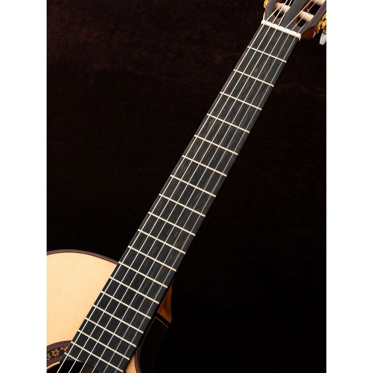Đàn Guitar Classic Jose Ramirez Estudio 140 CWE Spruce