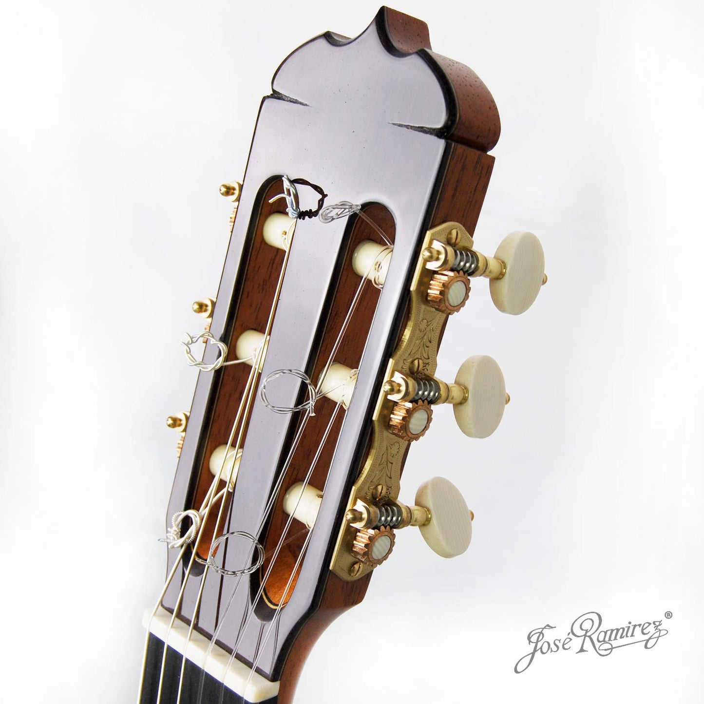 Đàn Guitar Classic Jose Ramirez Segovia 1A Cedar