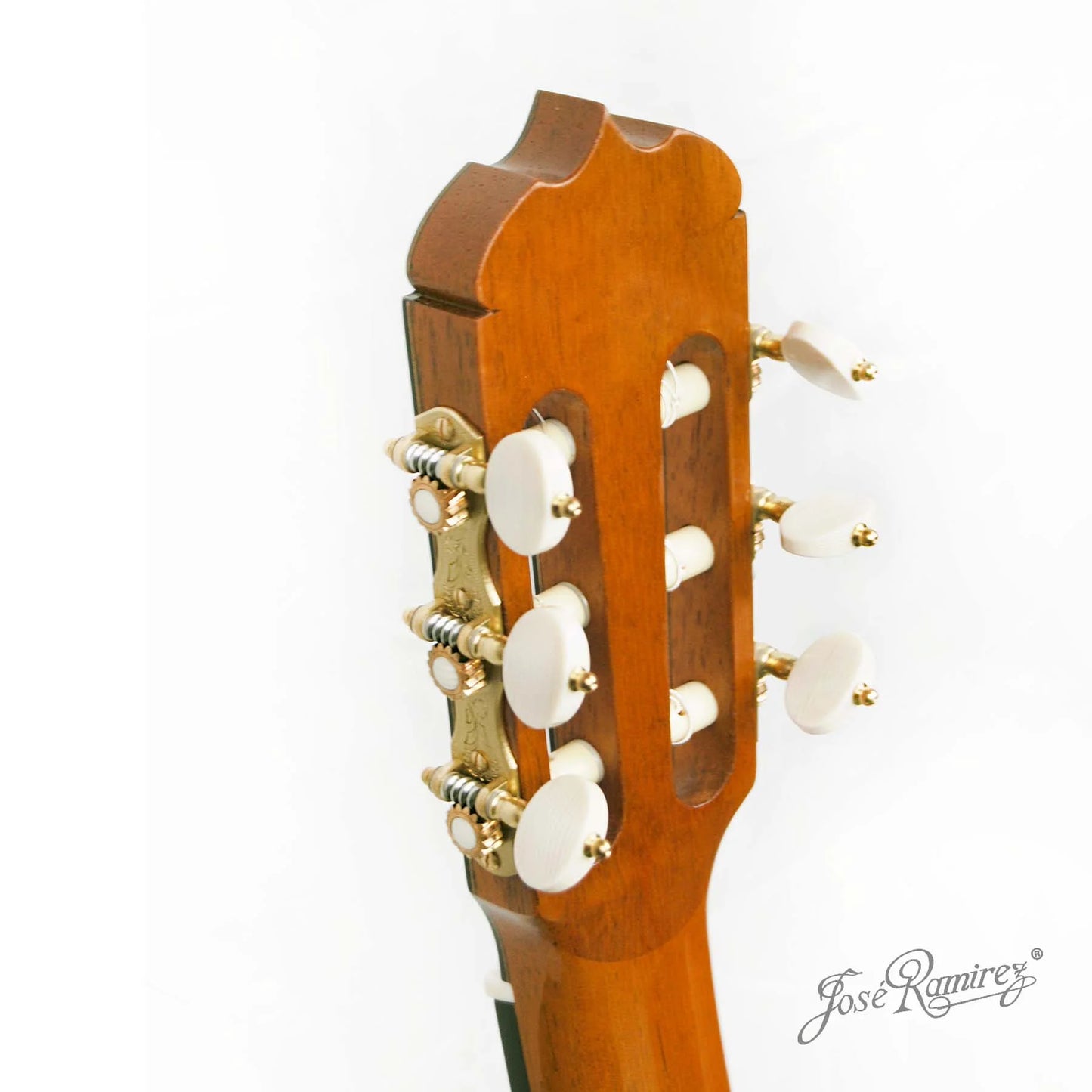 Đàn Guitar Classic Jose Ramirez Segovia 1A Cedar