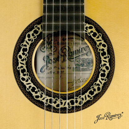 Đàn Guitar Classic Jose Ramirez Mangore 1A Cocobolo - Spruce