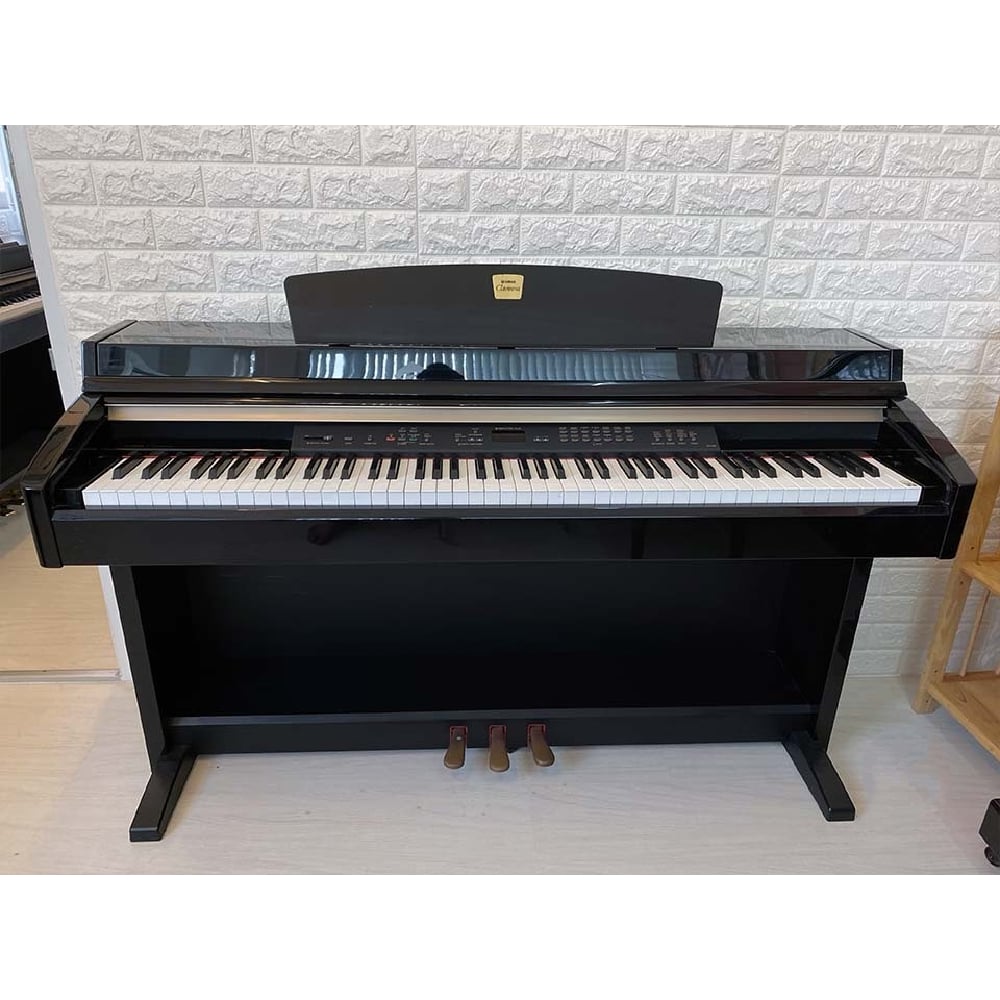 Đàn Piano Điện Yamaha CLP-270