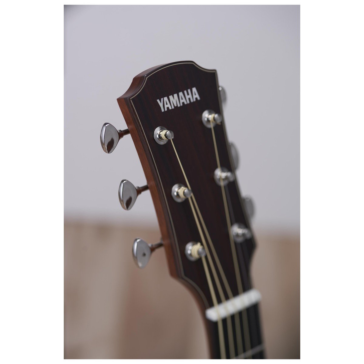 Đàn Guitar Acoustic Yamaha AC5M ARE Concert Mahogany-King Music
